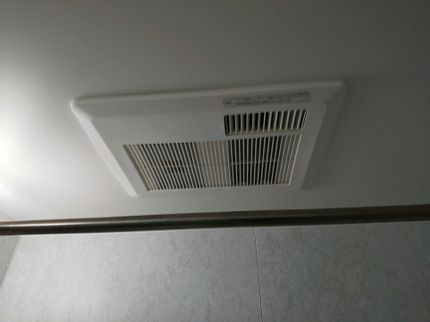 ティーワイシーの浴室換気扇交換の写真