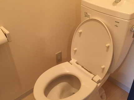 KHC関西ハウスクリーニングのトイレクリーニング 損害保険加入済みの写真
