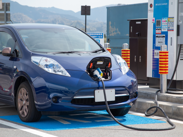 電気自動車(EV)の充電