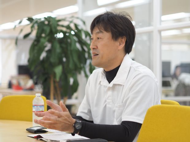 男性横顔