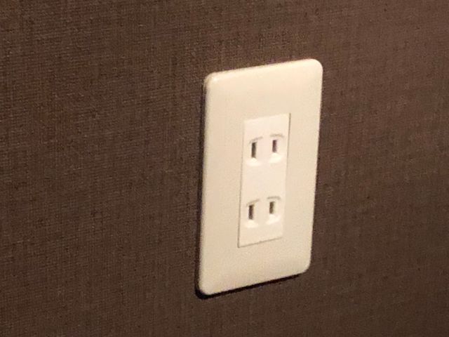 コンセント増設工事(隠蔽配線は不可の場合があります・配線内容でお見積りが必要です