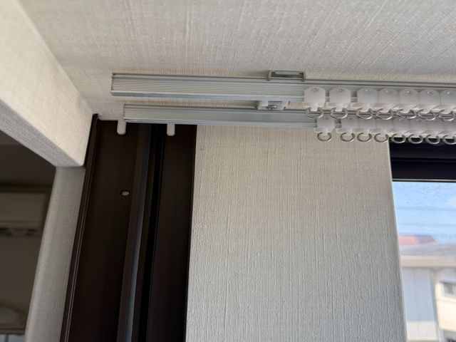 カーテンレール・ブラインド・ロールスクリーン取り付け