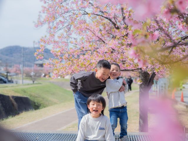 【家族に寄り添う幸せを呼ぶカメラマン】ご家族の未来に笑顔を残します