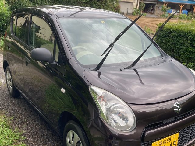 お出掛け前も、お出掛け後も、いつでもピカピカに!定期的な洗車で愛車も喜びます。