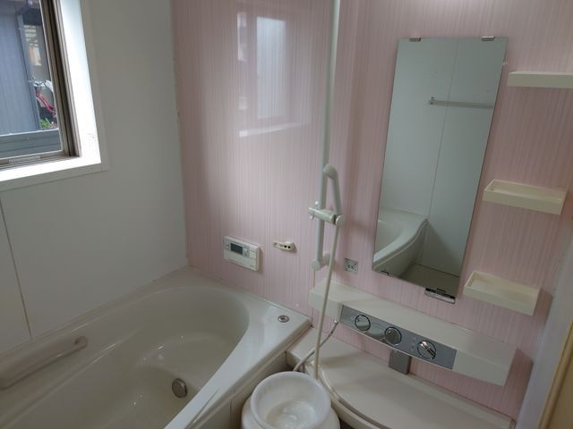 綺麗なお風呂に入りましょう!迅速・丁寧に作業いたします!