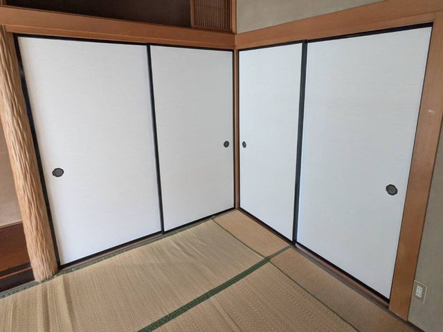 ふすま貼り替え