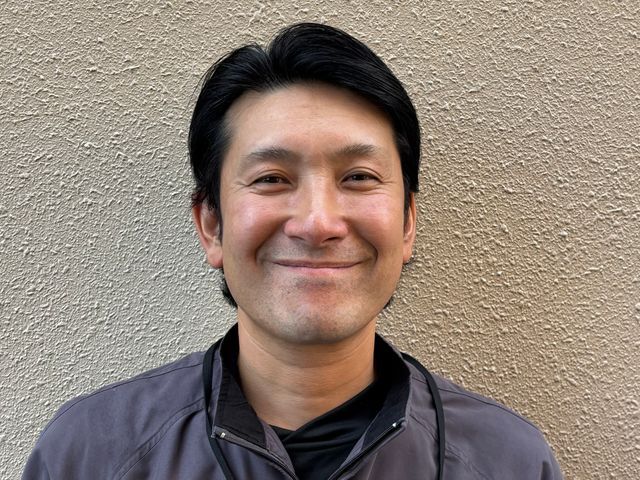【2名体制で迅速に】年間2000台の組み立て実績!