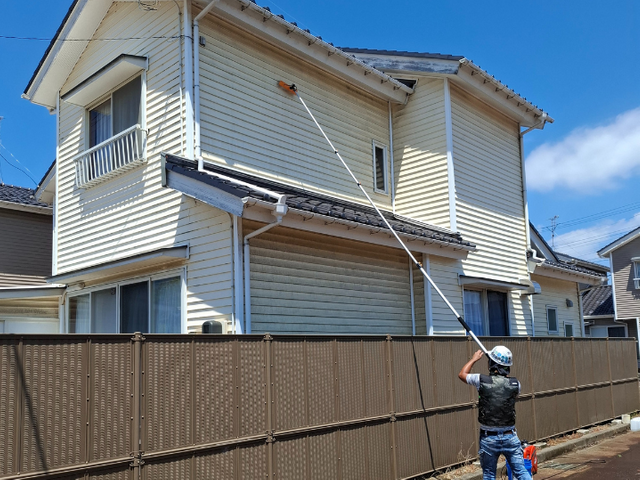 【業歴30年以上】外壁洗浄サービス|地元職人が丁寧対応します!