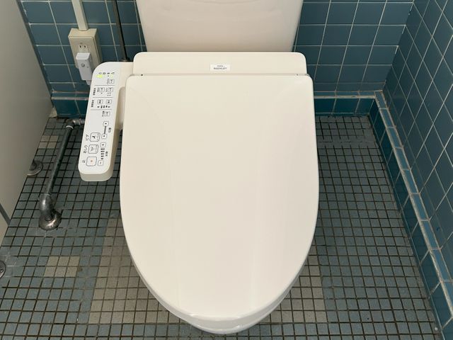トイレリフォーム【6ヶ月保証】20年以上の確かな実績と技術力!自社施工で安心