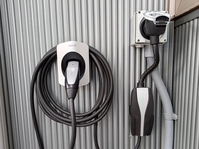 ◎各種メーカー施工可◎営業時間外も対応可◎女性スタッフ同行可能