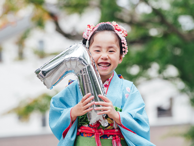 【SNSフォロワー2.3万人】現役こども向けスタジオカメラマン!交通費無料!