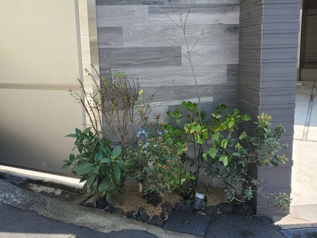花や樹木の植栽 お客様の感性を第一に作業致します