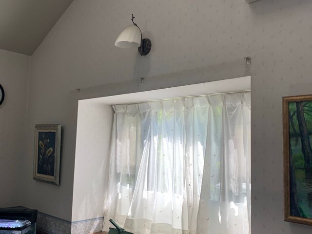 カーテンレール取り付けいたします