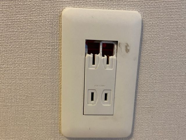 【福岡】コンセント・スイッチ交換/修理は弊社におまかせください!