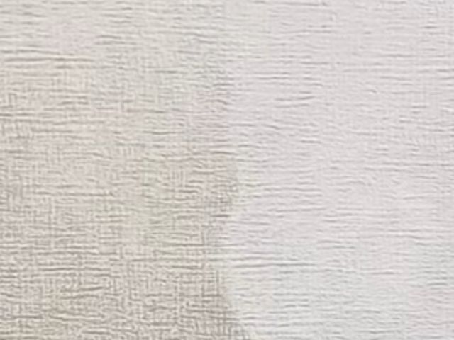 既存の壁紙を剥がさず、新品に生まれ変わらせます!業界に革命を起こす新技術!