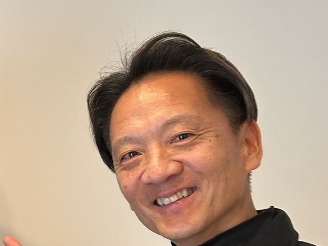 やりたくても中々忙しくて出来ない墓石クリーニング代行します。