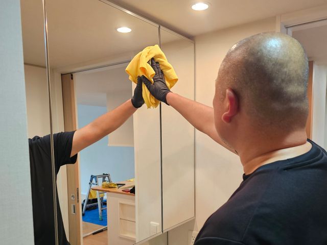 輝く洗面台で爽やかな一日のスタート
