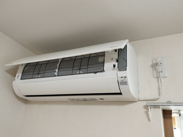 創業40年の信頼◆資格者取付◆即レス対応◉外壁防水コーキング無料!