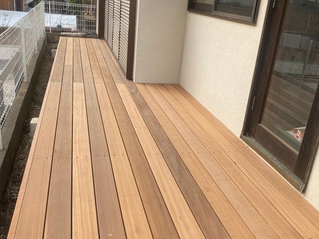 ウッドデッキの補修・補強・部分交換 塗装を承ります。