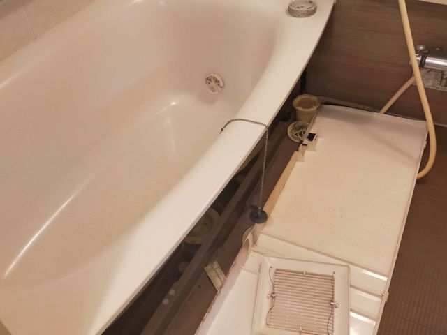 お風呂、換気扇2点セット、組み合わせは自由、お風呂、トイレとか。トイレ、洗面所