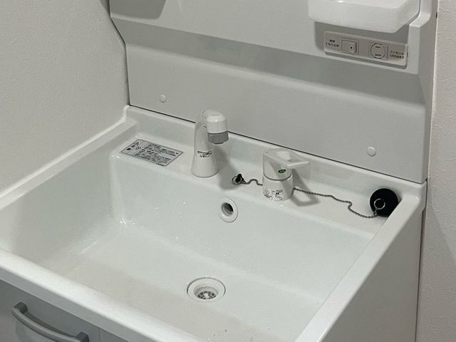洗面台水栓取付、交換承ります☆エリア外時間外対応可能◉