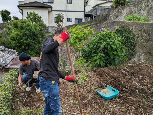 庭木の剪定・草むしり 承ります