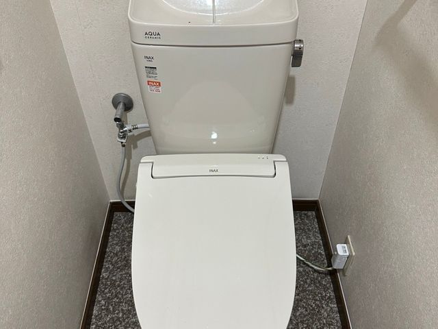 ウォシュレット取り付け