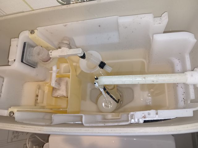 トイレタンク修理〜経験26年〜
