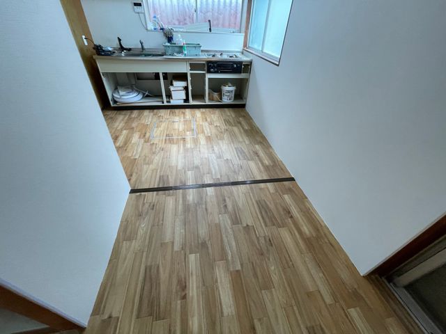 ♪お客様の求める雰囲気に合うようカタログを見て触って決め素敵な部屋にしましょう♪