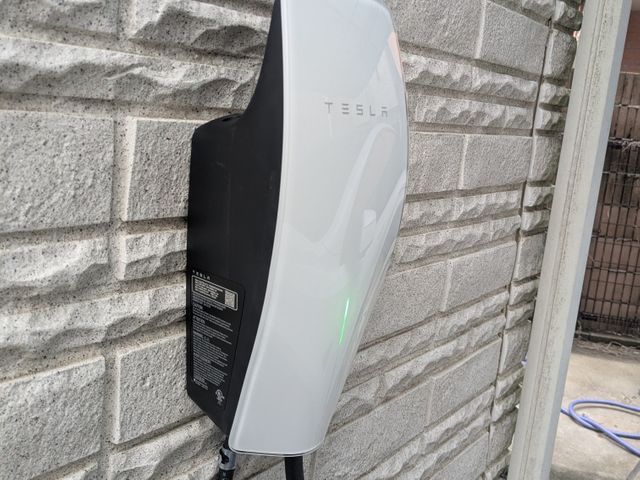 登録電気工事店○狭山市よりお伺い致します。保険加入済み!Tesla可