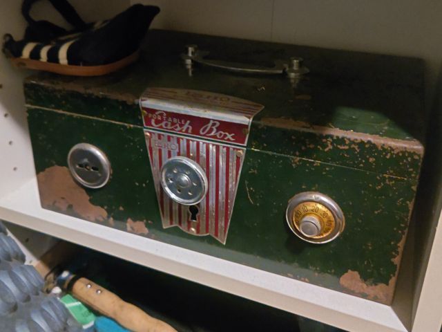 家庭用、手提げ金庫解錠