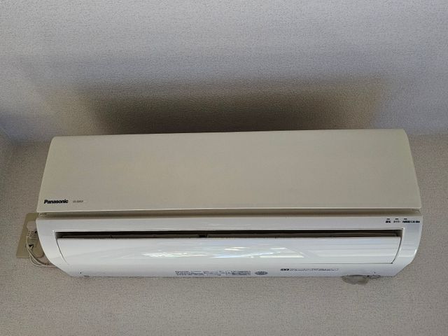 まだまだ暑い日が続きますが、夏場の汚れを一掃しませんか?複数台割引もやってます!
