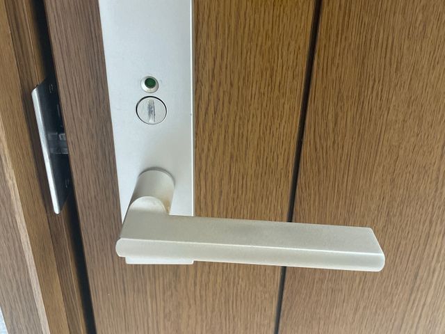 よく使う扉だからこそメンテナンスは重要です!