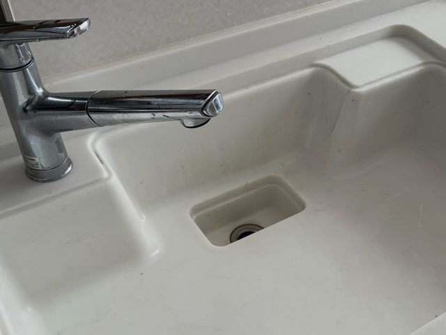 しっかりとした養生と十分な換気のもと作業に務めさせて頂きます!