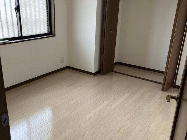 【東京23区・川崎・横浜対応】空室クリーニング|損害保険加入済・ガラスコート可