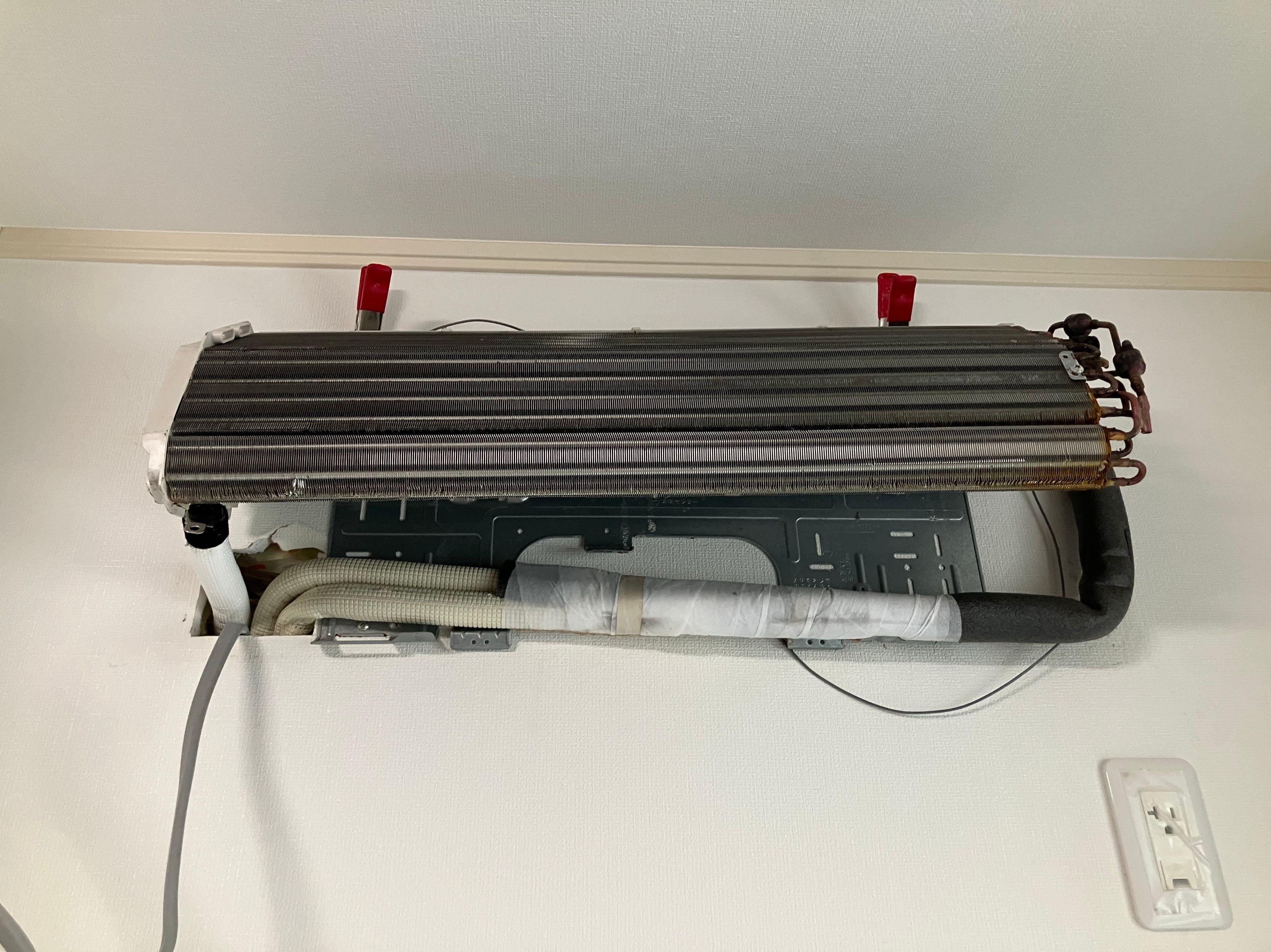 完全分解洗浄レポート②】ダイキン F28UTES-W｜内部のカビ汚れを