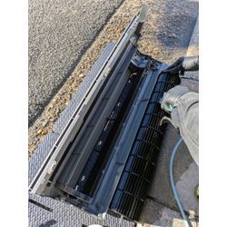 【徹底洗浄2】ダイキン業務用壁掛けエアコンと家庭用ルームエアコンを背抜き完全分解クリーニングしましたの画像1