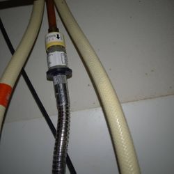 洗面台水栓(INAX)水漏れの画像2