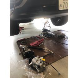 エアコン修理・コンプレッサ交換・真空引きガスチャージの画像1