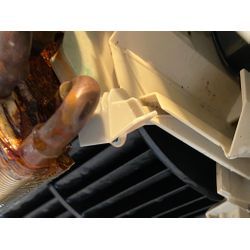 パナソニック右から水漏れの画像2