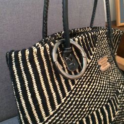 外出時の荷物置き場で困らないためにの画像1