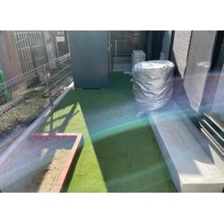 コンパクトなお庭を有効活用！すっきり緑のプライベート空間に✨の画像1