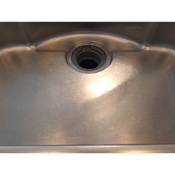 キッチン人工大理石天板とステンレスシンクの研摩コーティングの画像1