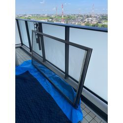 マンションからの暗雲の画像1