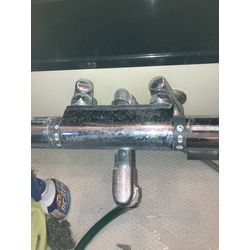 【水道栓の汚れ】の画像1