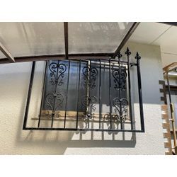 窓ガラス　プライバシー用　グリーンネット張りの画像2