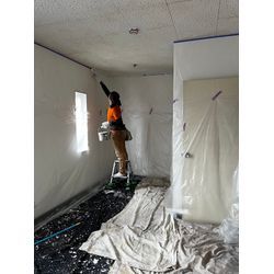 🏠 二宮町 アパート天井塗装｜リピーター様からのご依頼の画像2