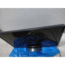 フナイの32型テレビfl-32h1010を回収しました。画面は映りません。の画像1