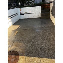 【藤沢市湘南台】今年最後の現場がスタート！初日は高圧洗浄＆駐車場もサービス洗浄の画像3