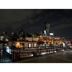 ピンクのジャケットで登場！屋形船マジックショー＠天満橋🚢の画像2